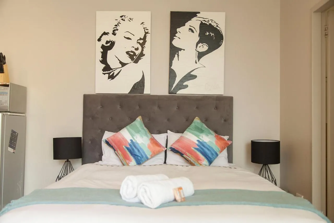 Hotel The Square - City Apartments Cape Town